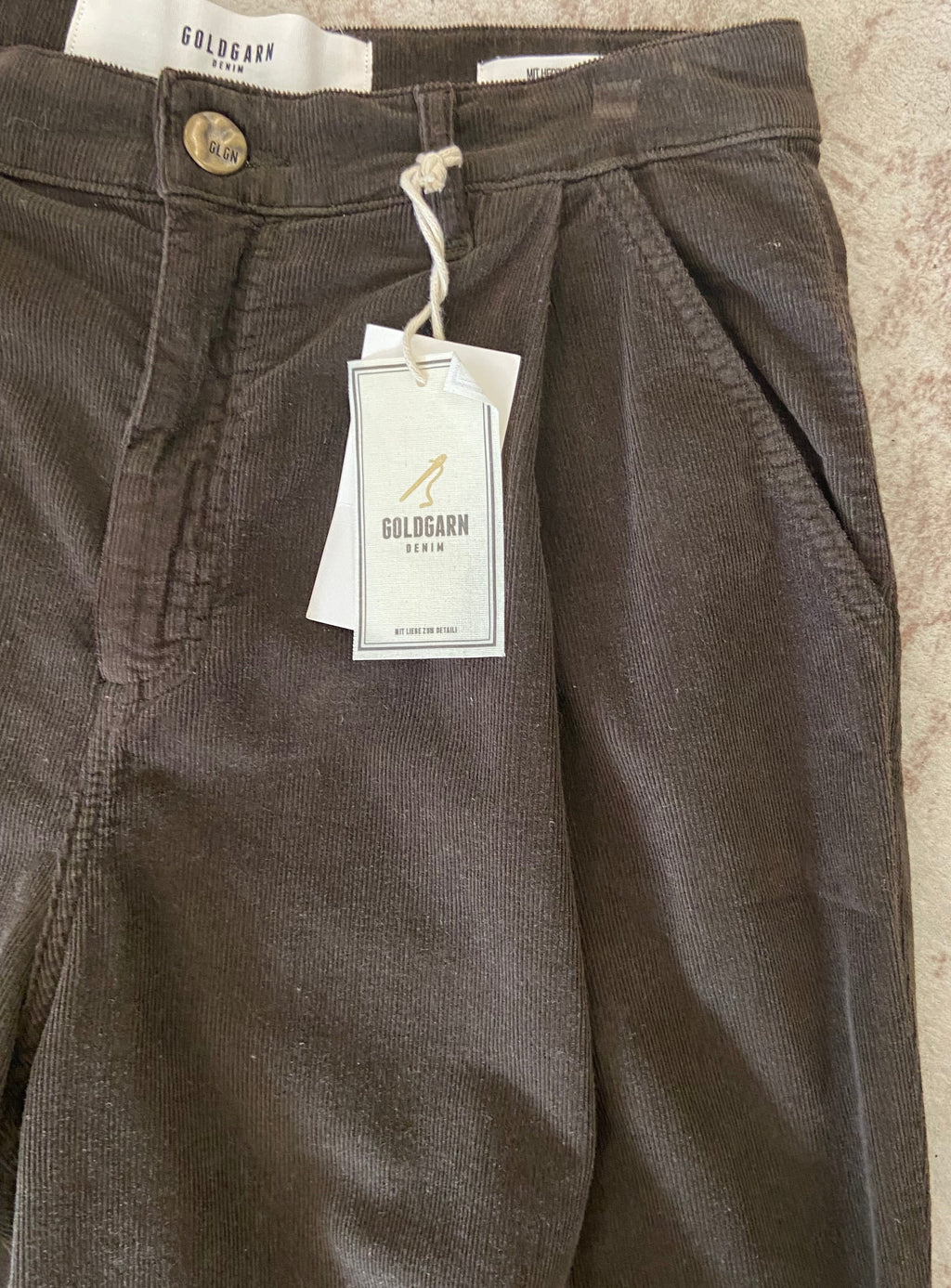 Goldgarn Pfingstberg Slouchy Cordhose braun