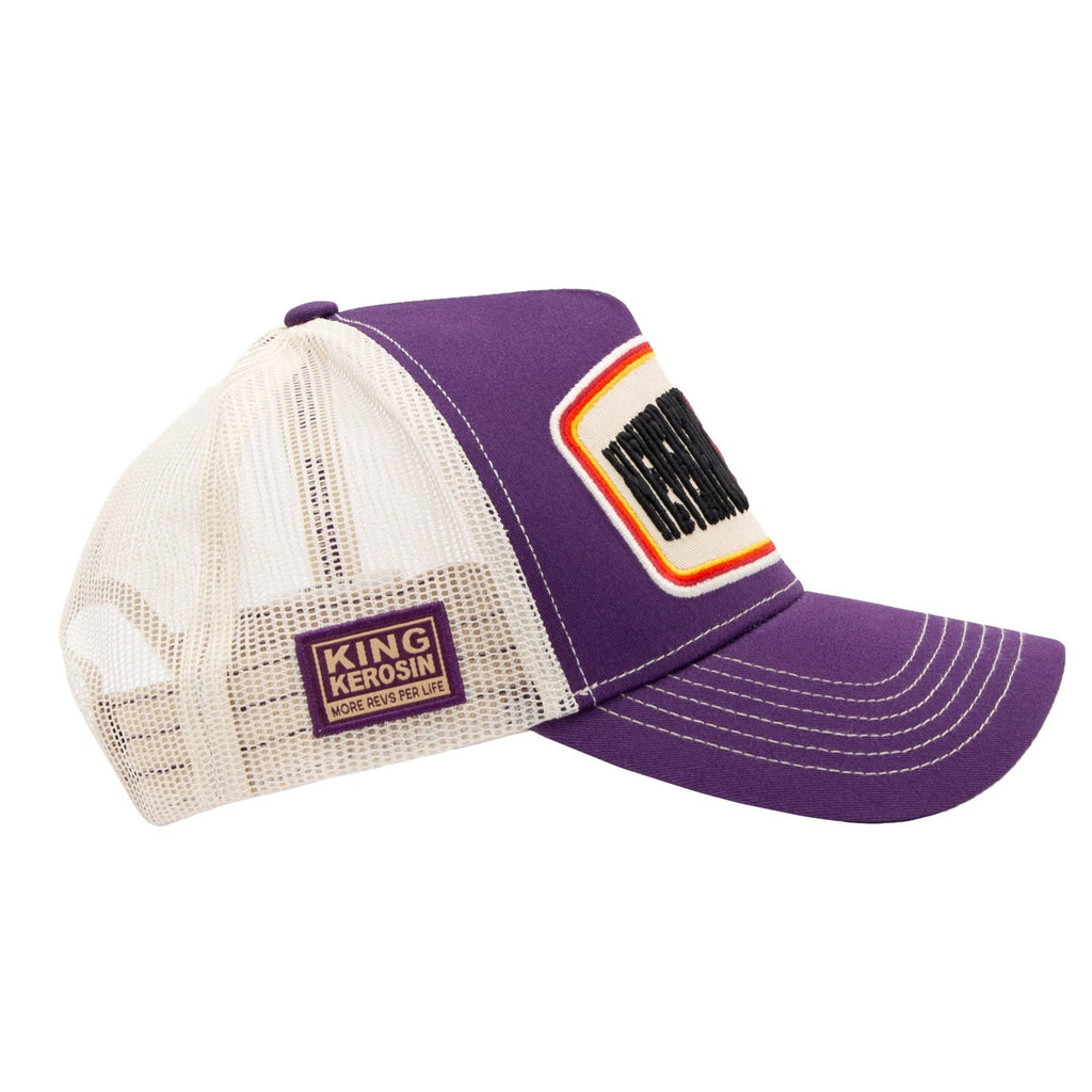 Trucker Cap 'Never Fuck A Fucker' in Pflaume