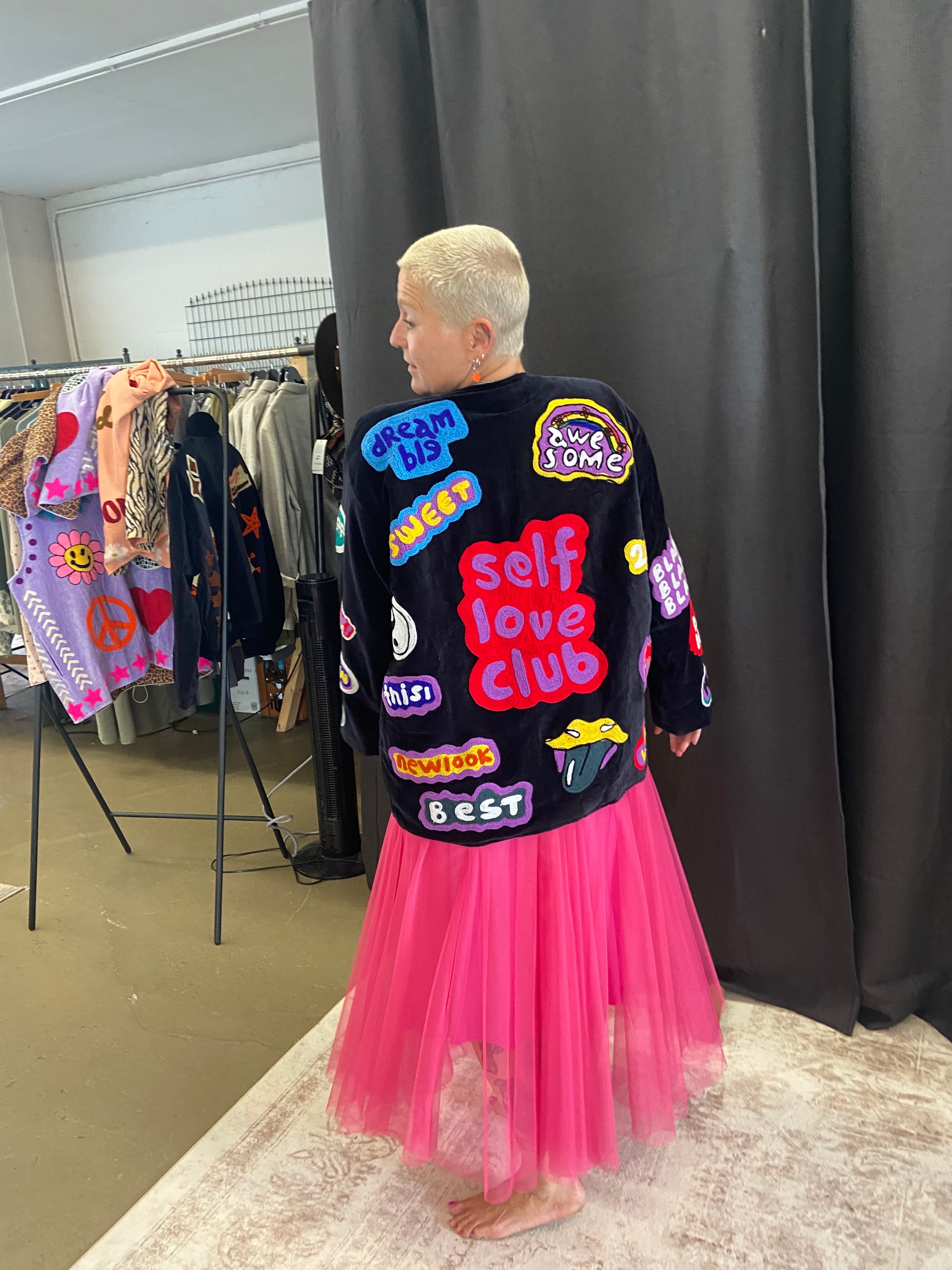 TOUT Velvet Jacke – Self Love Club
