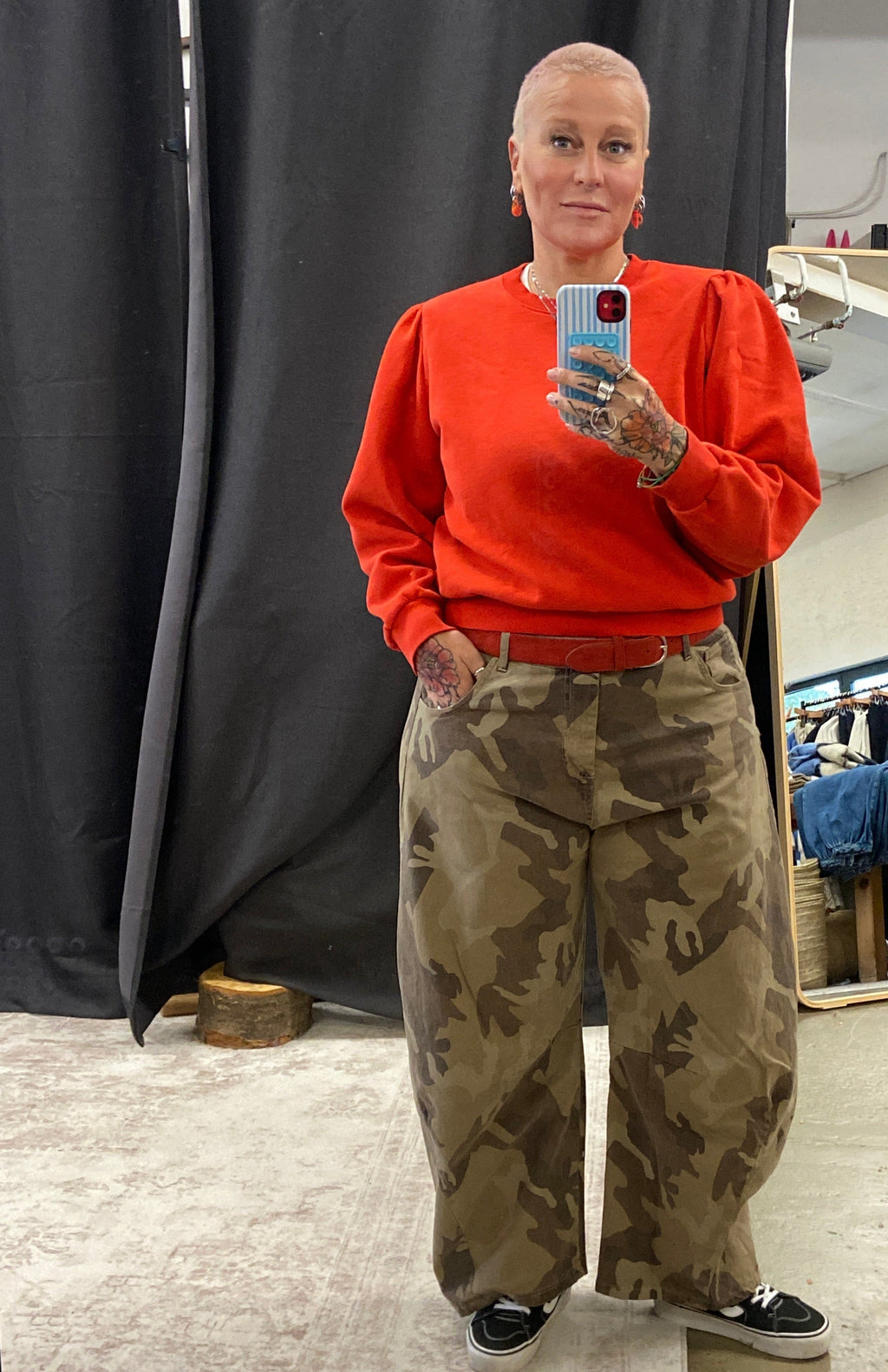 Black Colour Barrel Pant – Brown Camouflage