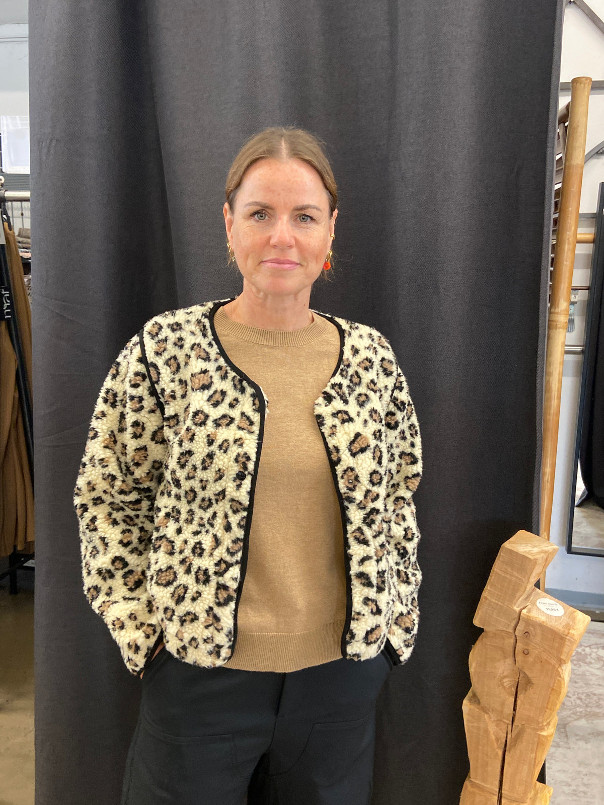Le Temps des Cerises Poema Jacke – Leo