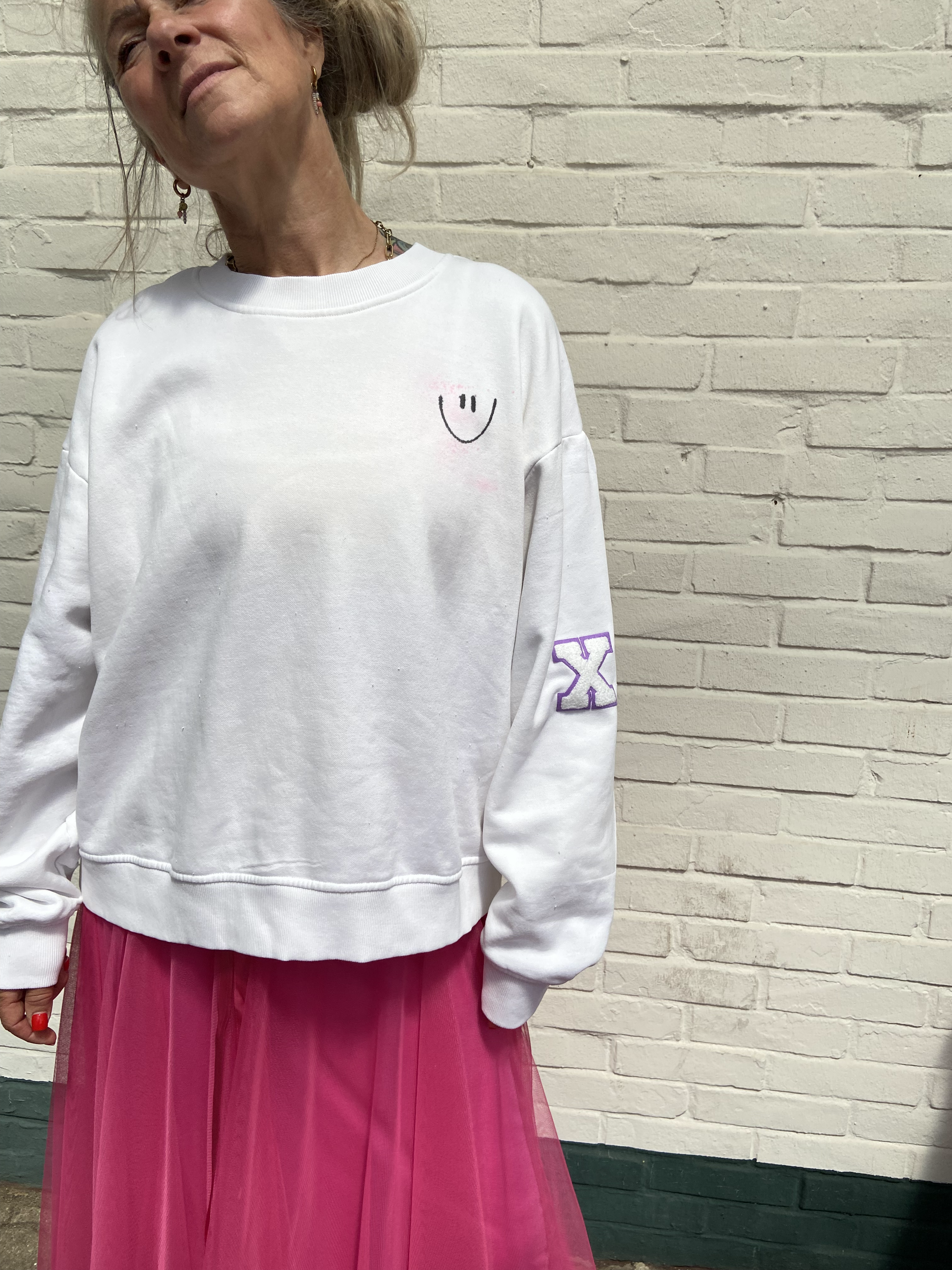 Statement-Sweater „Too Gucci for Your Problem“ – Weiß 3XL