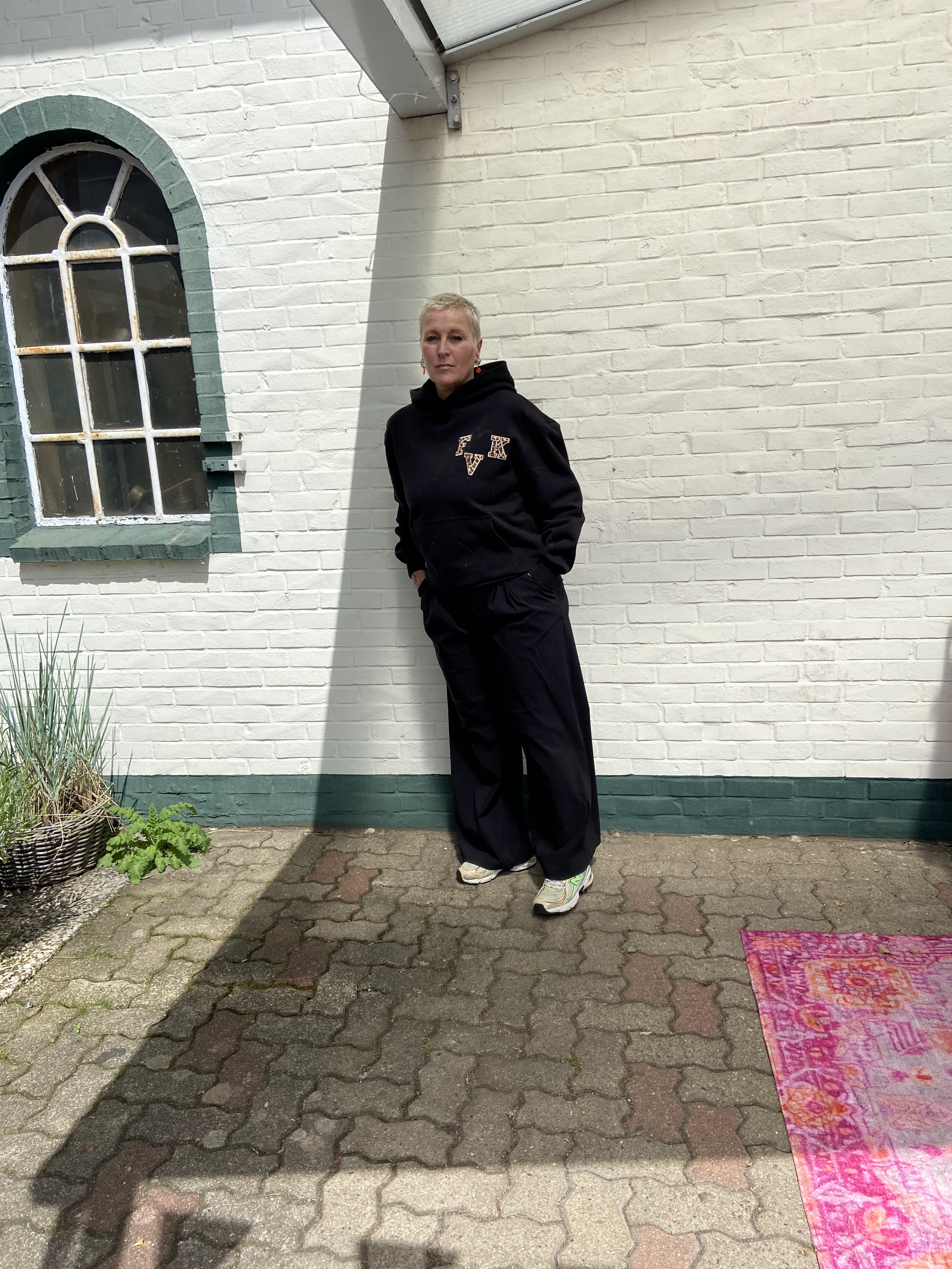Statement-Hoodie „Queen of Chaos“ – Schwarz