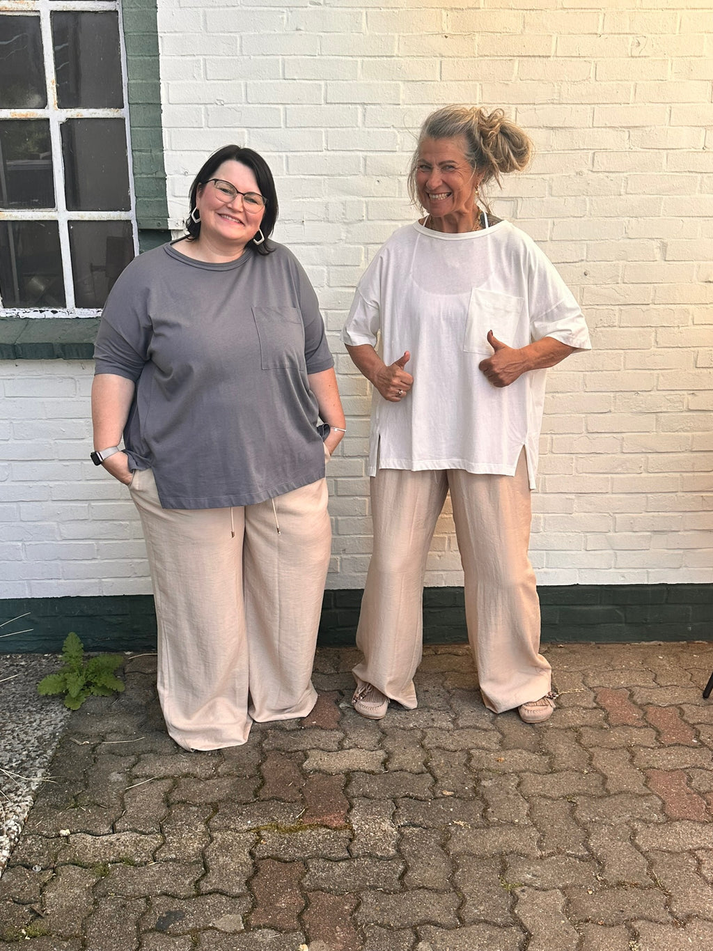 MAT Oversized Shirt – One Size 🤍