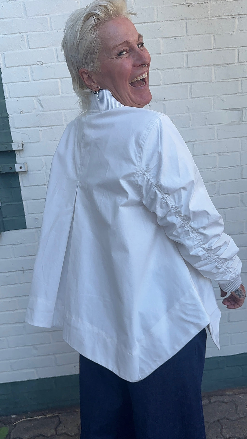 NOEN Jacke mit Kellerfalte – Weiß 🤍