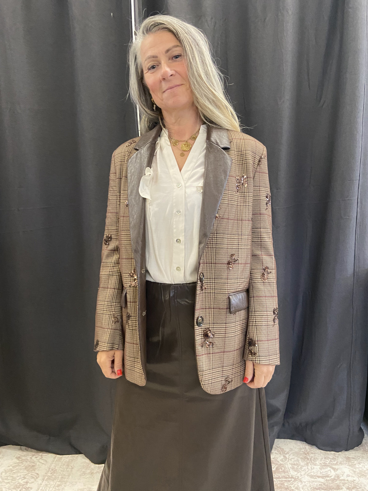 Meme Road Mesh Blazer – Karo & Applikationen