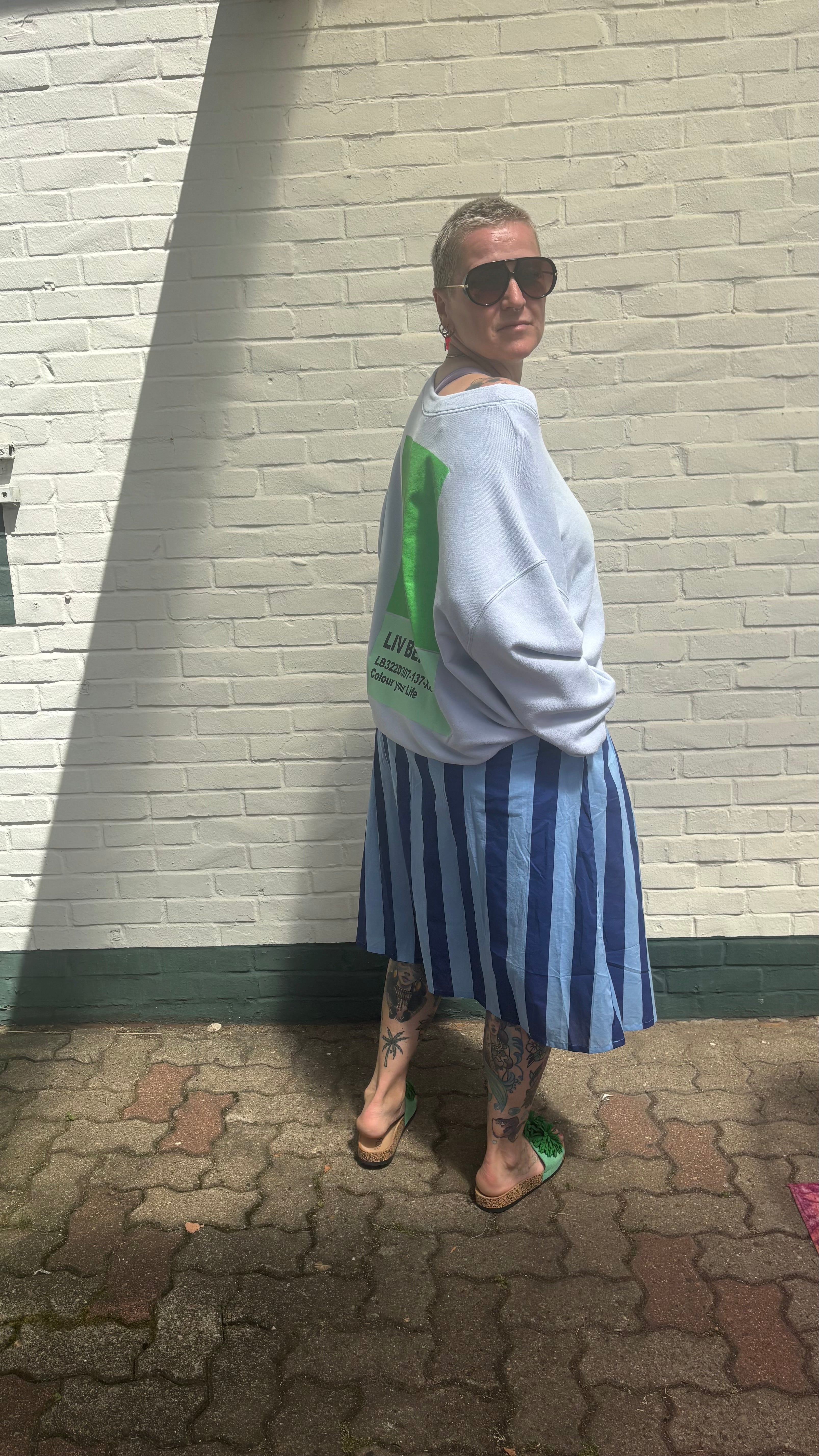 Liv Bergen Sweatshirt – "COLOUR YOUR LIFE" 💚