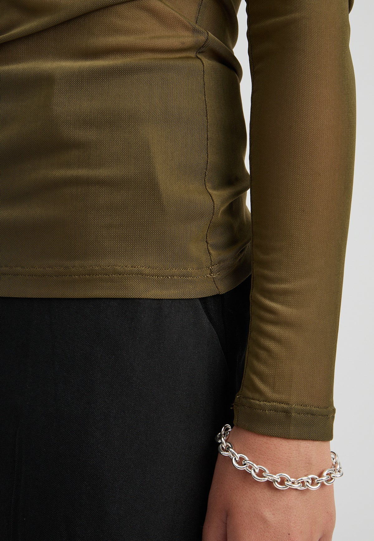 Minus MSDajana Mesh Long Sleeve Top – Khaki