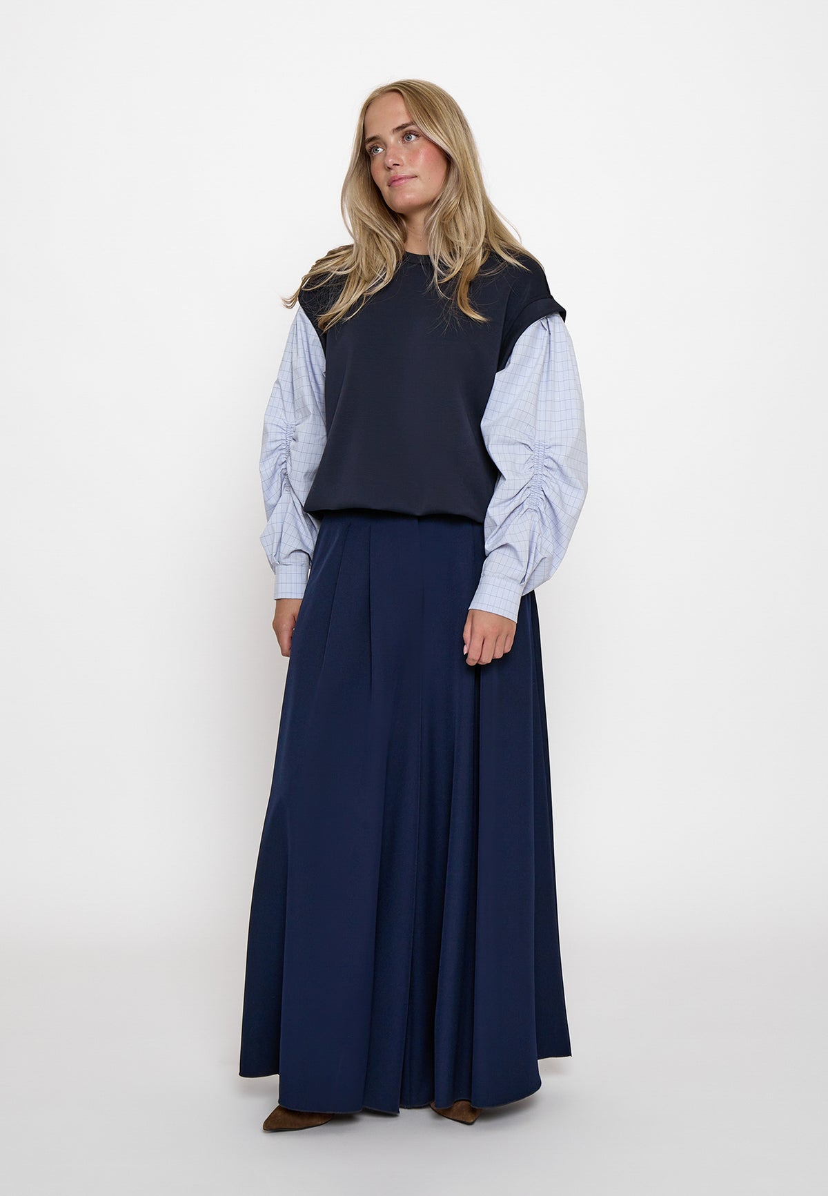 Peppercorn Silia Skirt Pant – Sky Captain