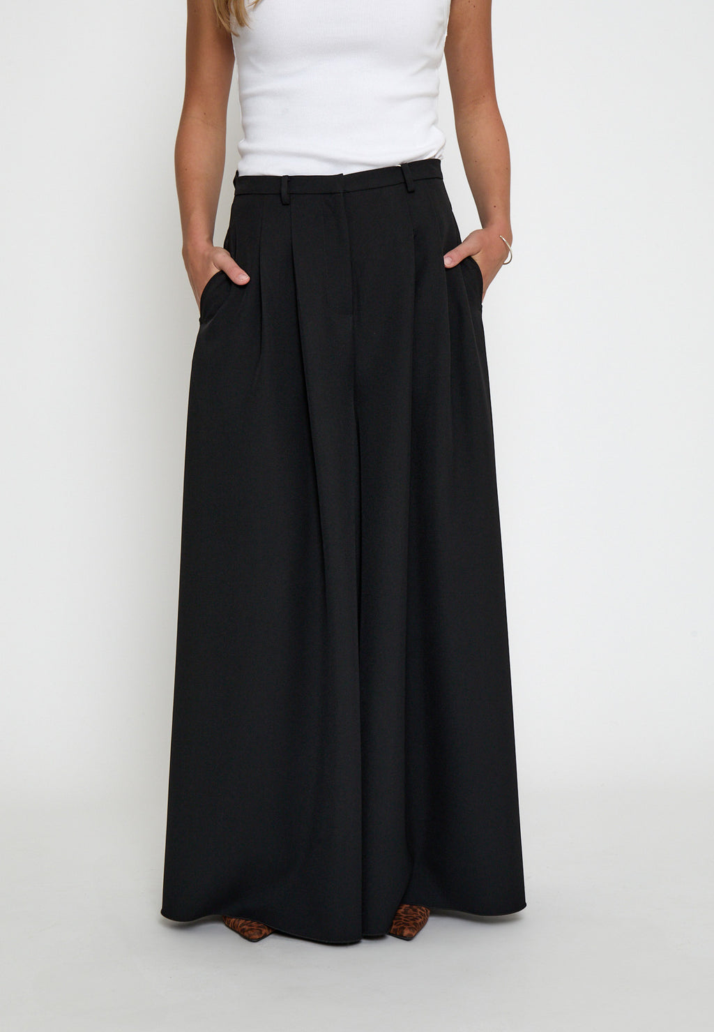 Peppercorn Silia Skirt Pant – Schwarz