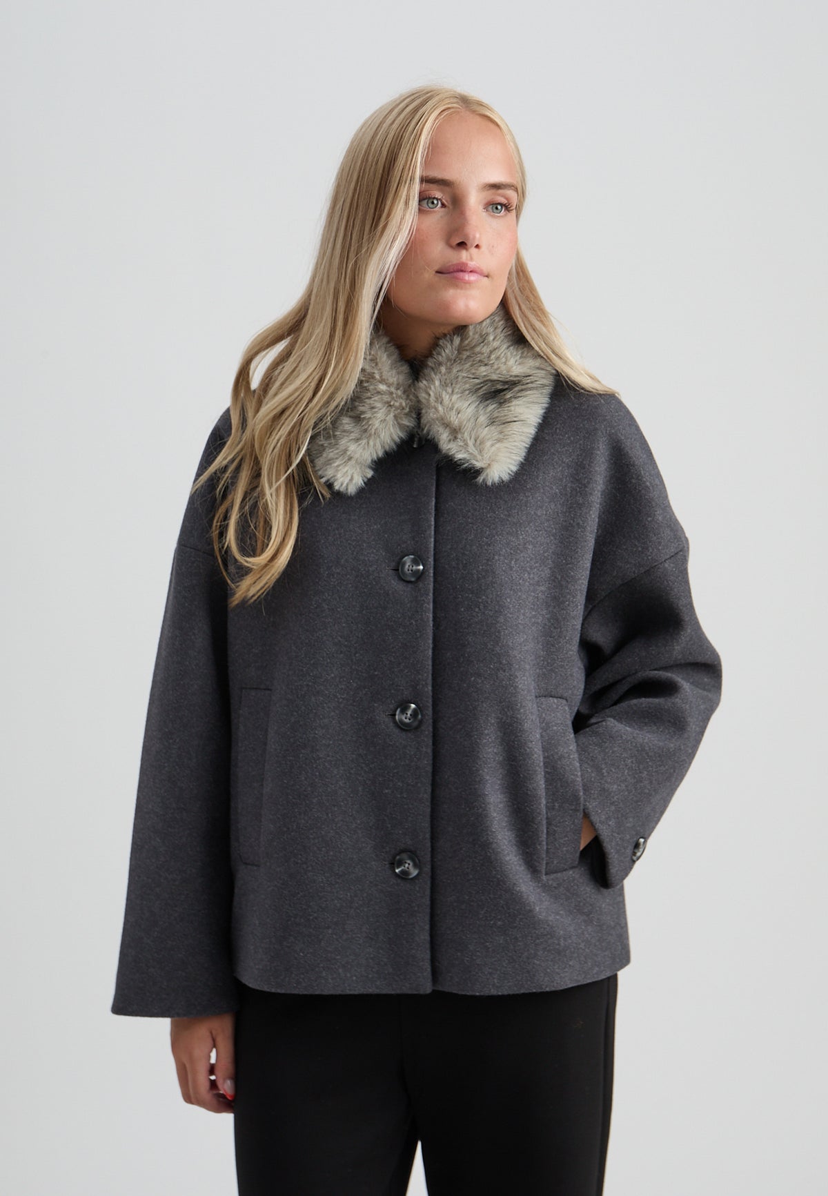 Peppercorn Cynthia Jacket – Dark Grey Melange