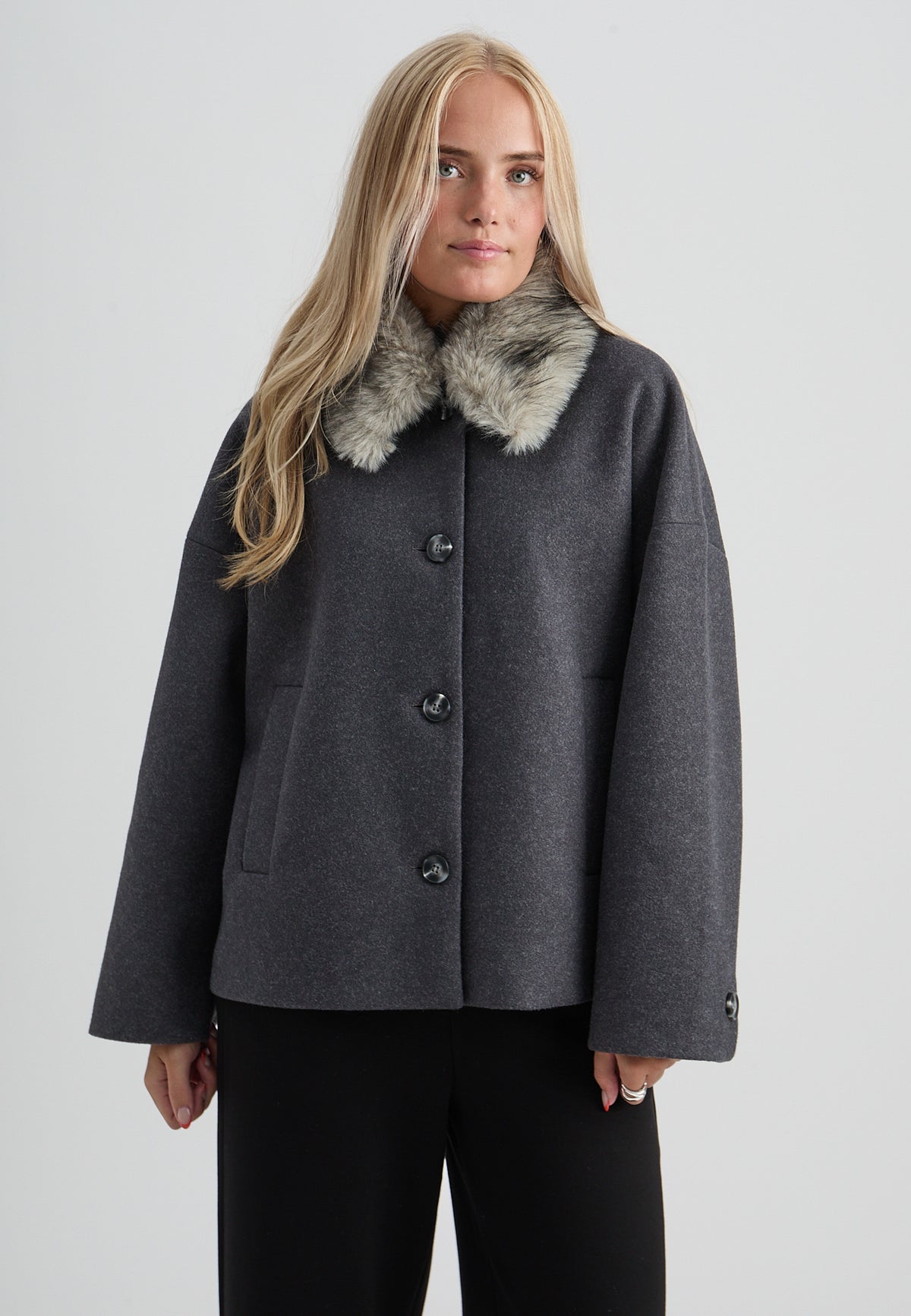 Peppercorn Cynthia Jacket – Dark Grey Melange