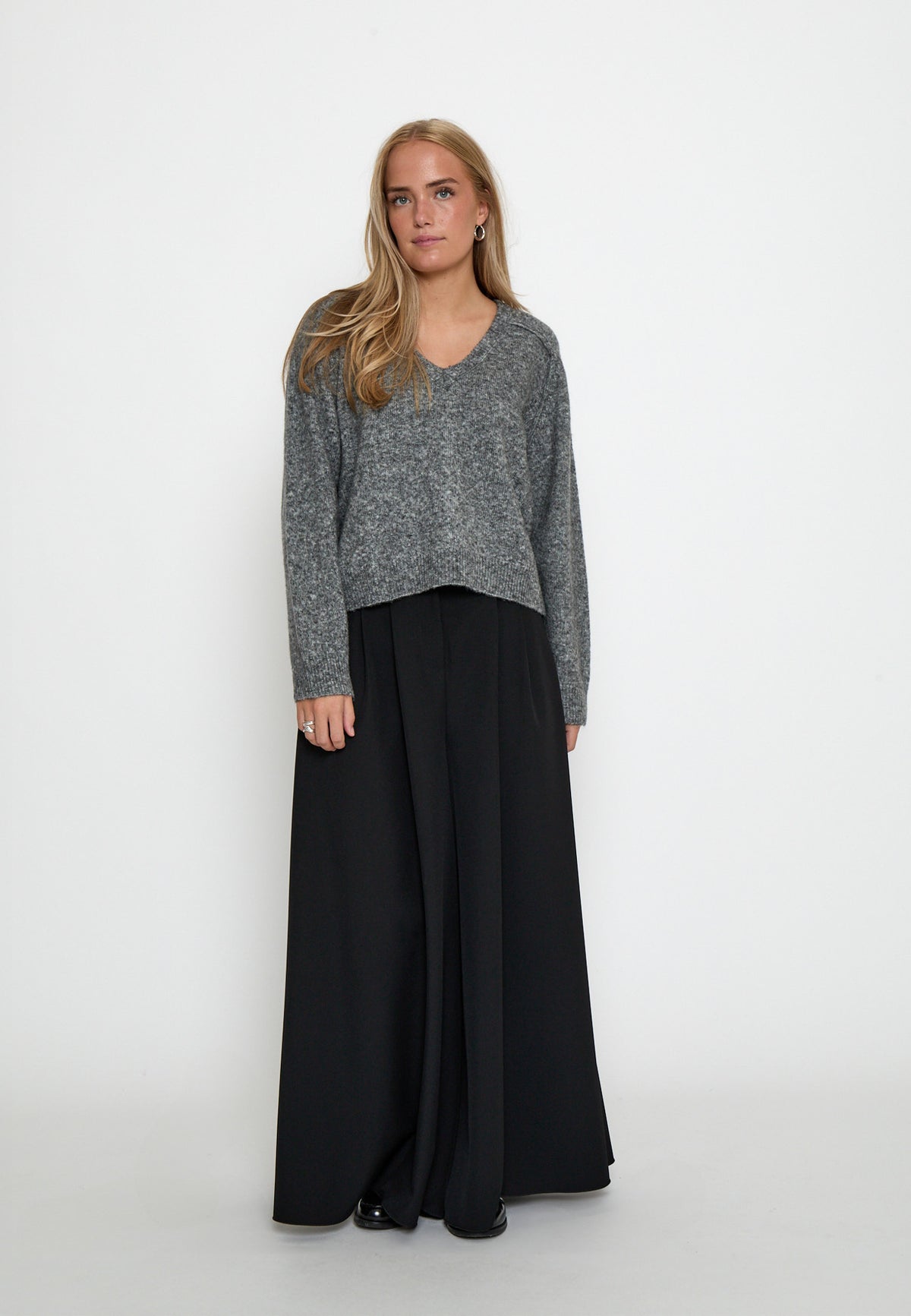 Peppercorn Tirna RWS V-neck Pullover – Grau Melange