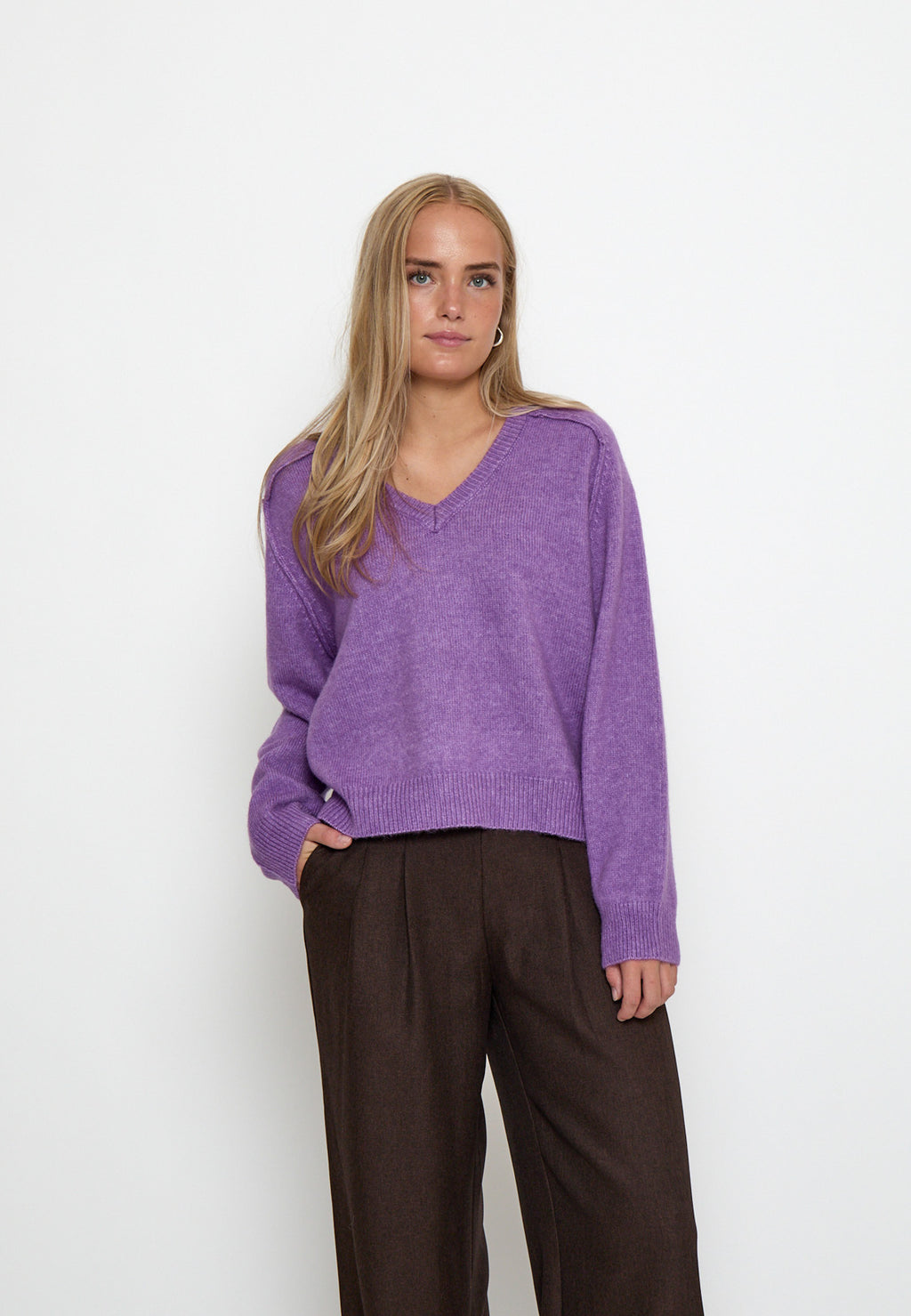 Peppercorn Tirna RWS V-neck Pullover – Bellflower melange