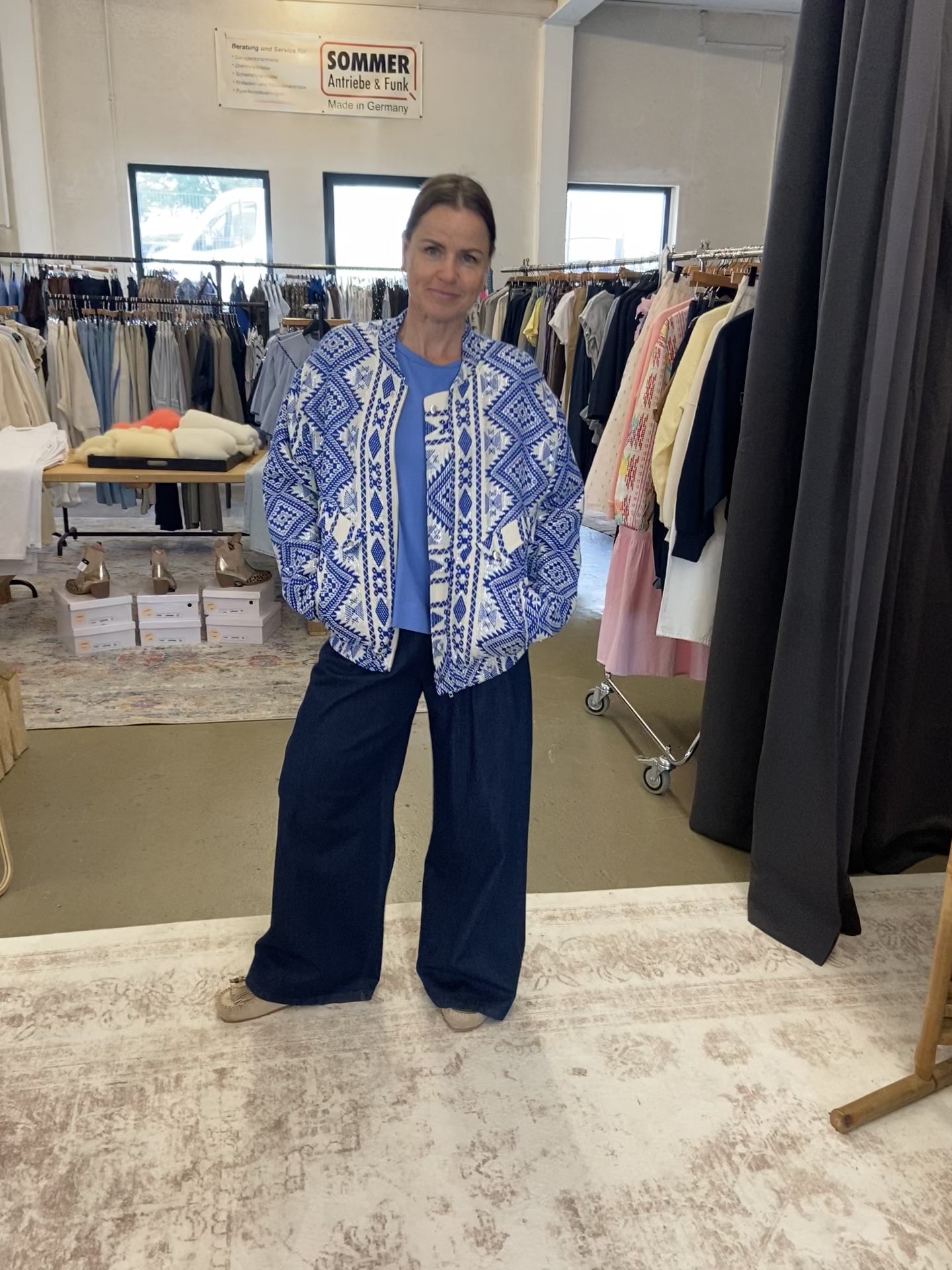 Lollys Laundry Jacke – Blau, Weiß & ein bisschen Urlaubsgefühl